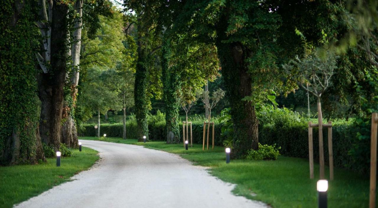 Chateau De Montcaud Sabran エクステリア 写真